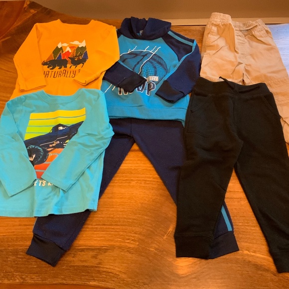 Matching Sets Set Of 6 Toddler Boys Clothes 3t Poshmark